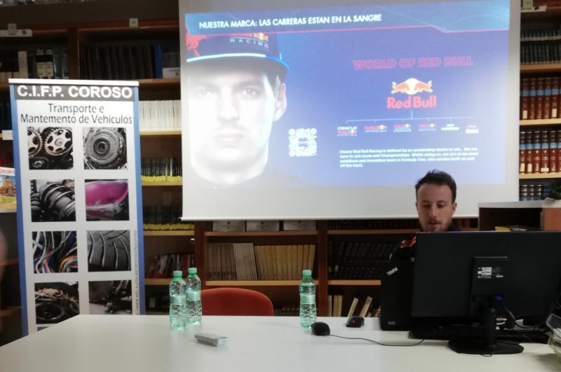 Alvaro Baleato, enxeñeiro de Red Bull Racing Formula 1 visita Coroso.