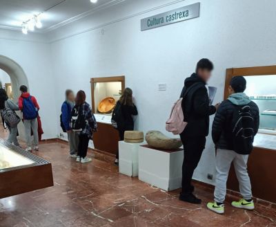<br />
    Visita ao Museo Quiñones de León