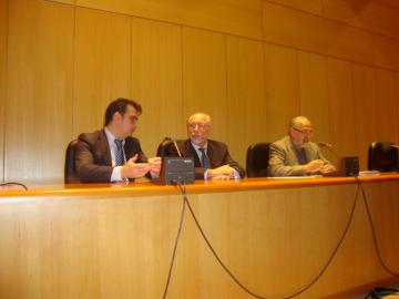 O delegado territorial da Xunta na Coruña e o director xeral de Educación...