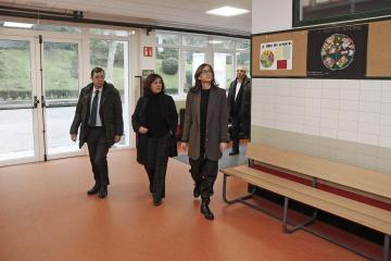 Carmen Pomar destaca un investimento de máis de 800.000 euros na rehabilitación integral do IES de Monelos
