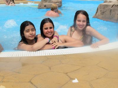 Aquapark
Alumnado de 2º ESO A e B, profesoras María Blanco e Ana Pensado.
Palabras chave: actividade cultural